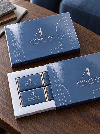 Набор шоколада с логотипом “Пенал 8 шоколадок по 12 г "